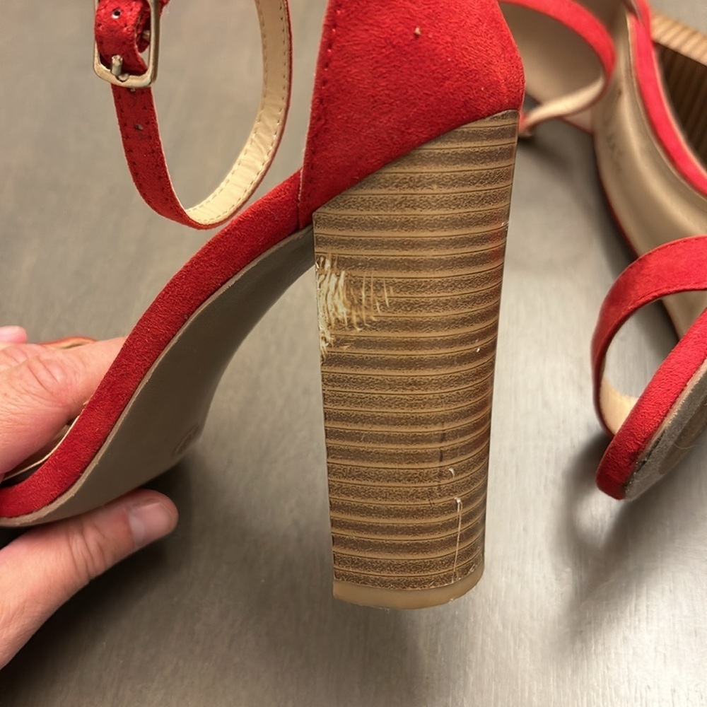 Lulus heels size 6​​ - Picture 3 of 3